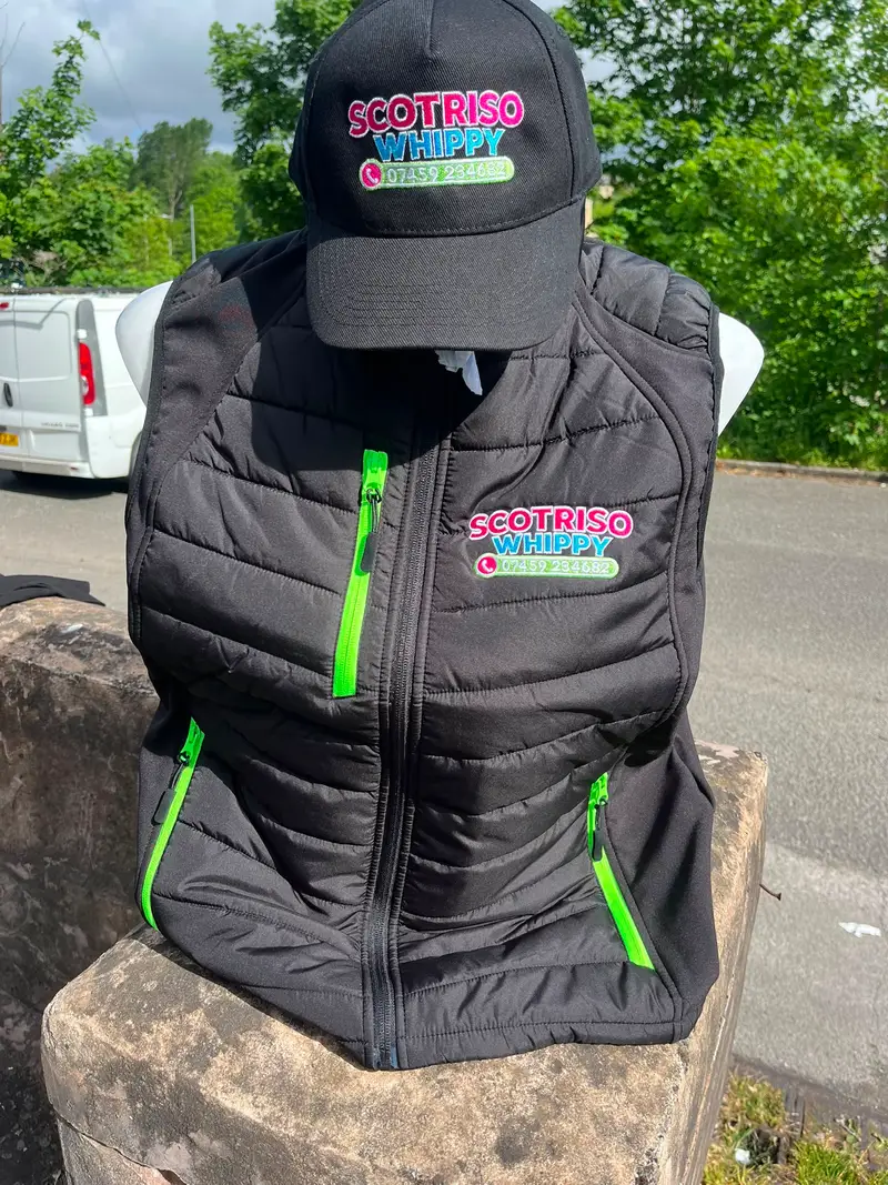 Black Scotriso Whippy cap and padded gilet set